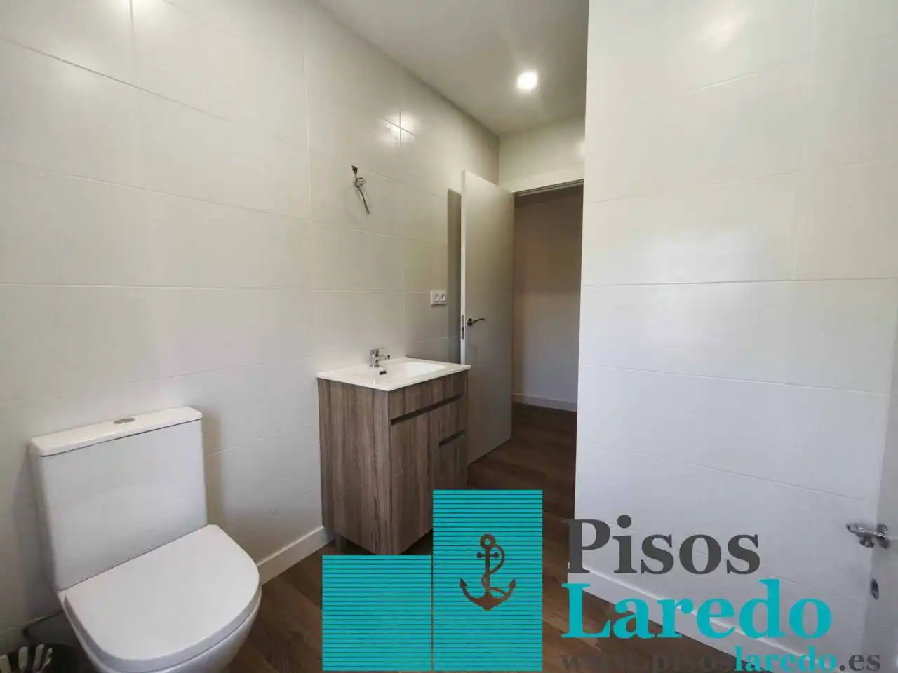 Bathroom of Flat for sale in Ampuero  with Heating and Parquet flooring