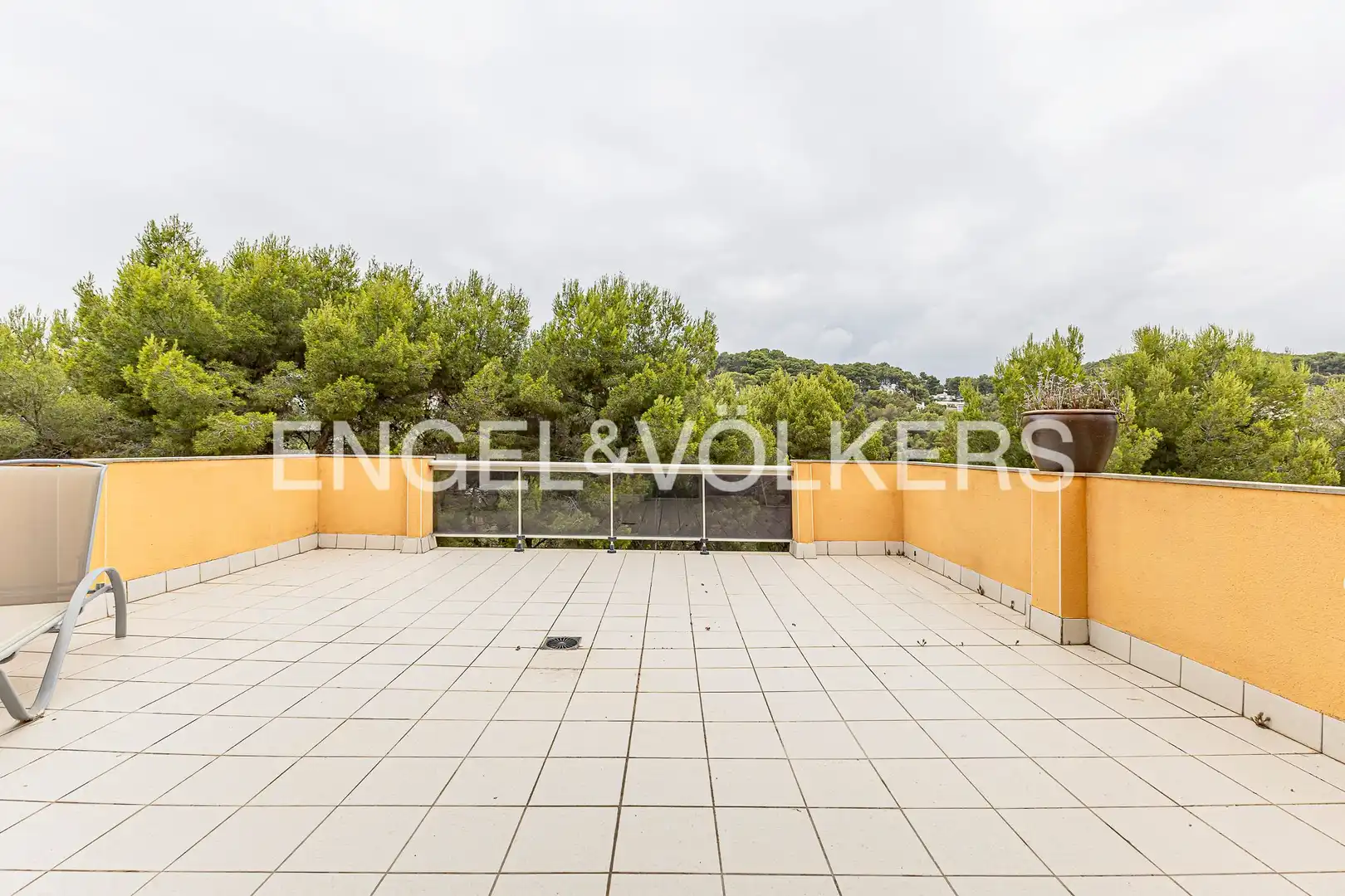 Terrassa de Casa o xalet en venda en Tarragona amb Aire condicionat, Calefacció i Jardí privat