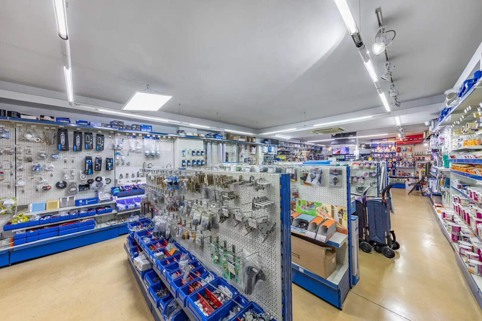 Local comercial en venta en Carrer de Berlín, 69, Barcelona, Spain, imagen 6