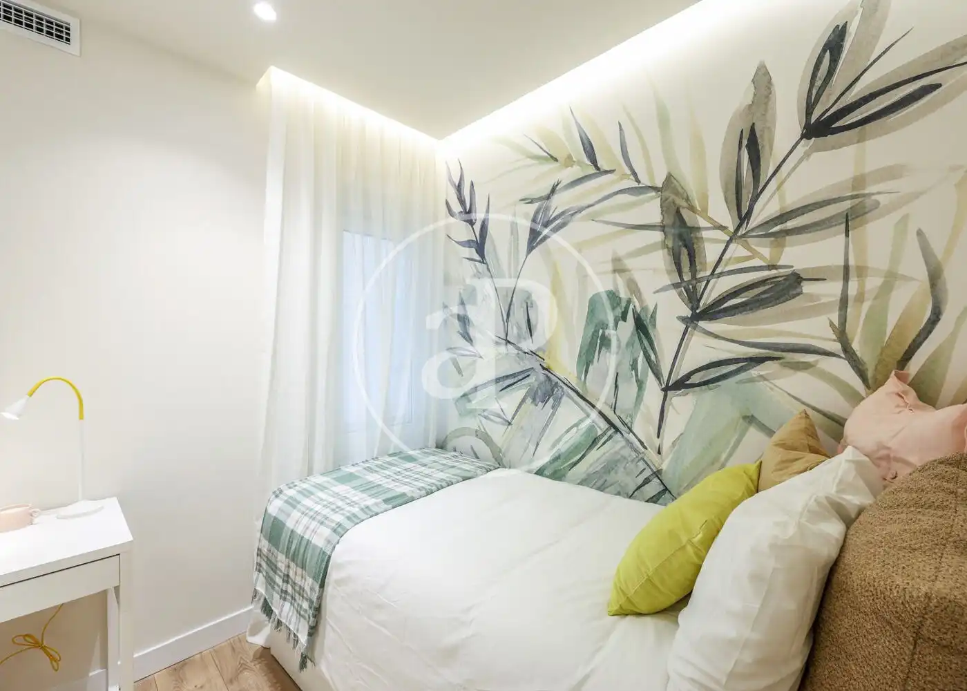 Schlafzimmer von Wohnung zum Verkauf in Madrid mit Klimaanlage, Heizung und Möbliert