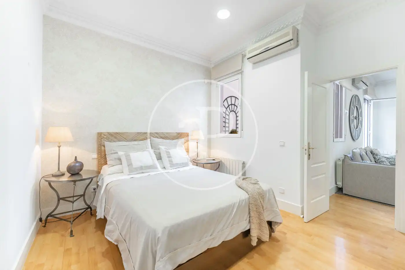 Bedroom of Flat for rent in Madrid  with Air Conditioner, Heating and Private garden