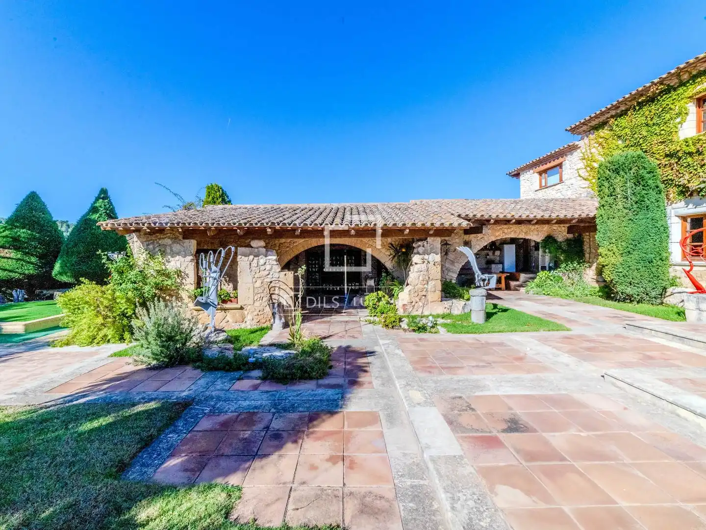 Vista exterior de Finca rústica en venda en Castellet i la Gornal amb Jardí privat, Parquet i Terrassa