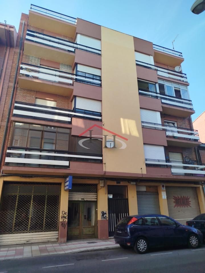 Wohnung zum verkauf in DOÑA URRACA, Trobajo del Camino