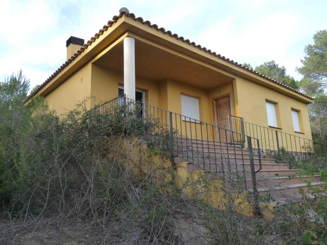 Casa-chalet en Venta en Urb Can Llenas en Querol