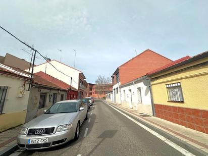 Exterior view of Single-family semi-detached for sale in Valladolid Capital