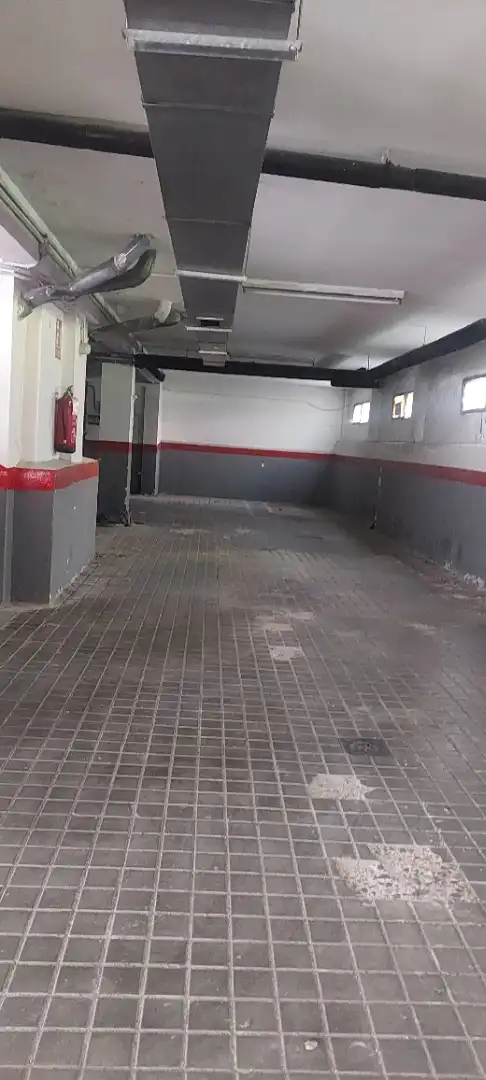 Einzelparkplatz mit Aufzug zum Verkauf in Calle Villavieja, imagen 5