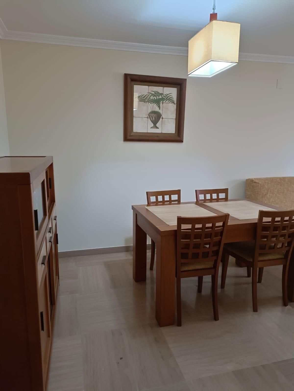 Flat for rent in Santa Rosa - Valdeolleros