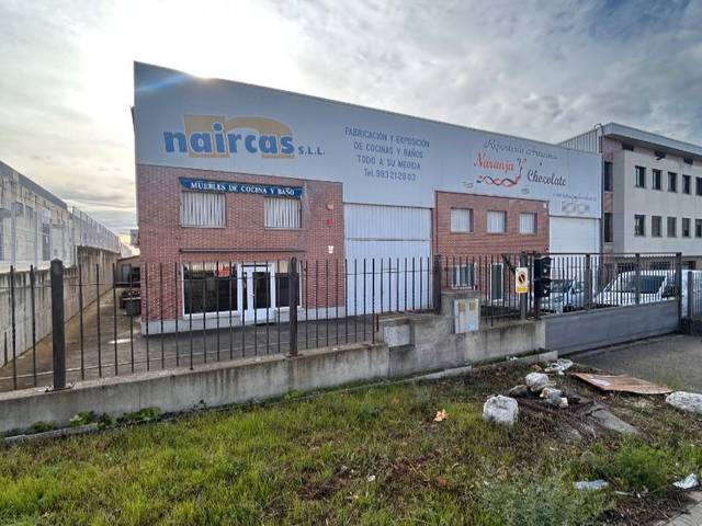 Local comercial en Venta en Calle Plomo, 5 en Polígono San Cristóbal