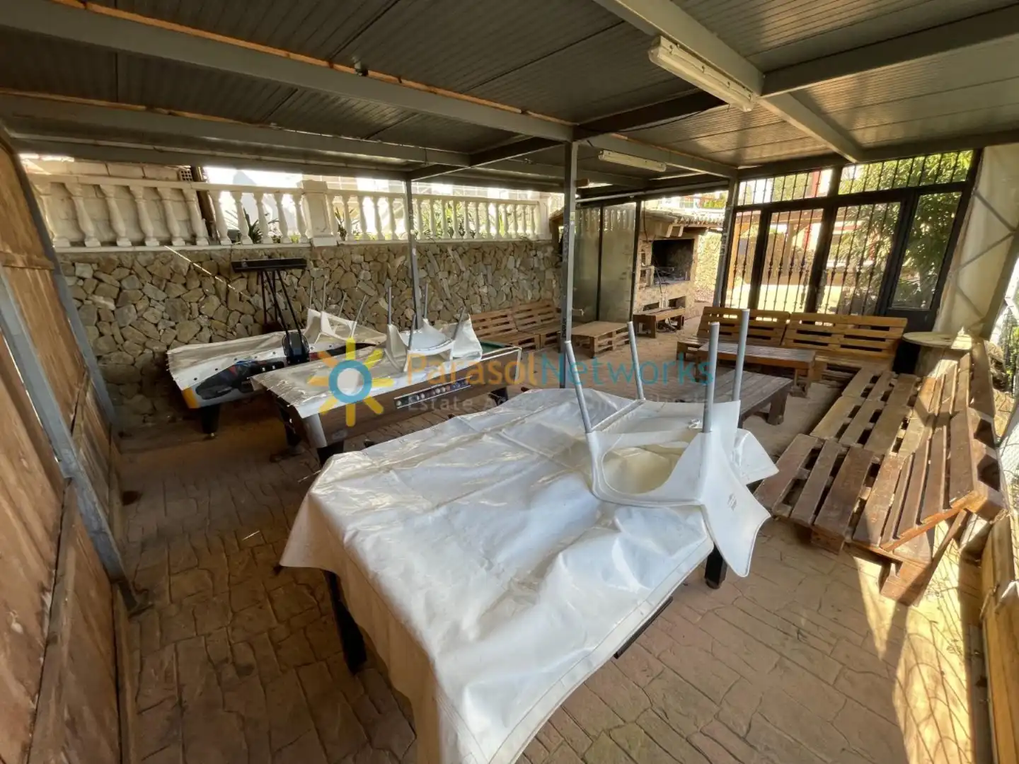 Terrace of Buildings for sale in Ador  with Community pool