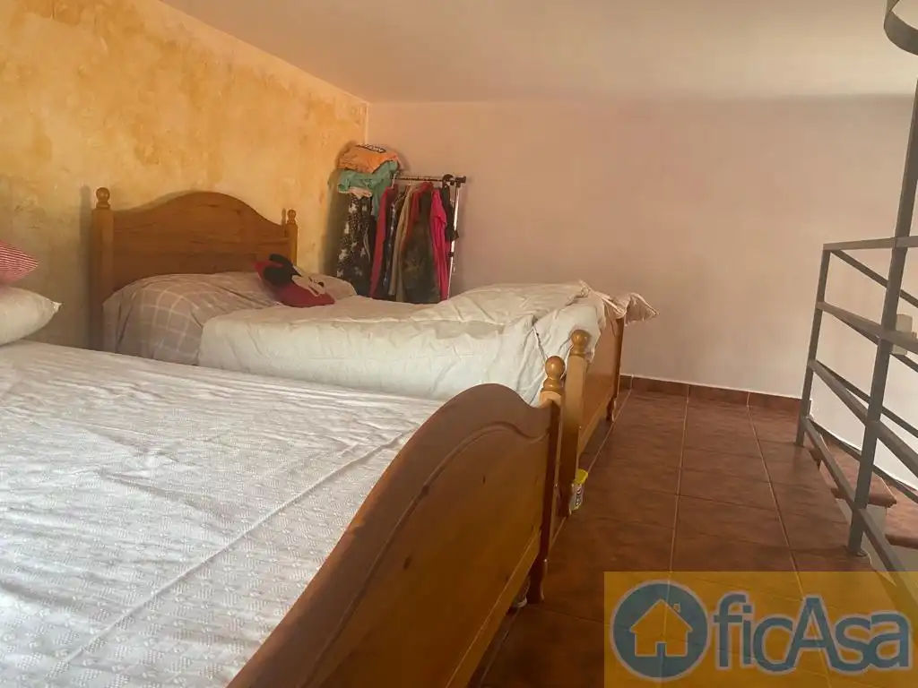 Habitación de Casa o chalet en venta en La Pobla de Tornesa con Terraza, Trastero y Piscina