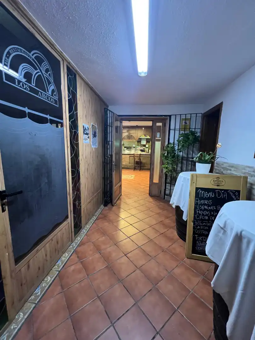 Business premises for transfer in Torres de la Alameda, imagen 29