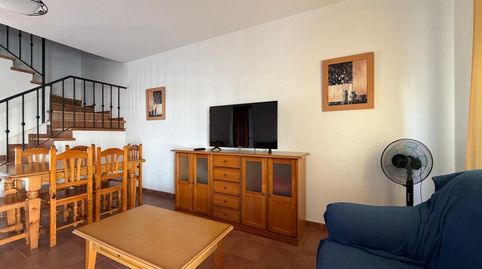 CASA AMPLIA DE 4 DORMITORIOS CON TERRAZAS Y PISCINA COMUNITARIA EN EL CORAZÓN DE EL ROMPIDO, imatge 4