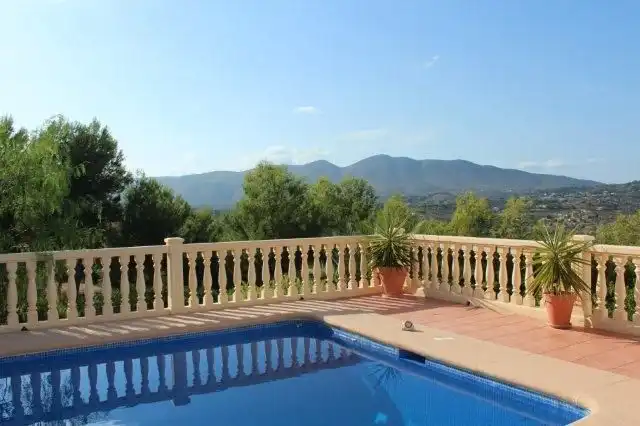 Piscina de Casa o xalet en venda en Calpe / Calp amb Aire condicionat, Calefacció i Piscina
