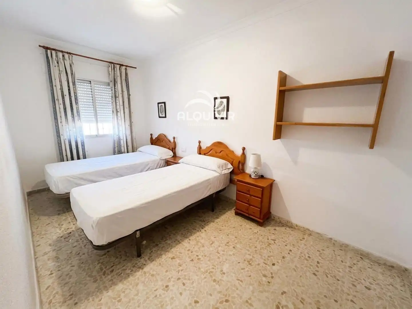 Dormitori de Casa adosada en venda en Almonte amb Jardí privat, Terrassa i Piscina