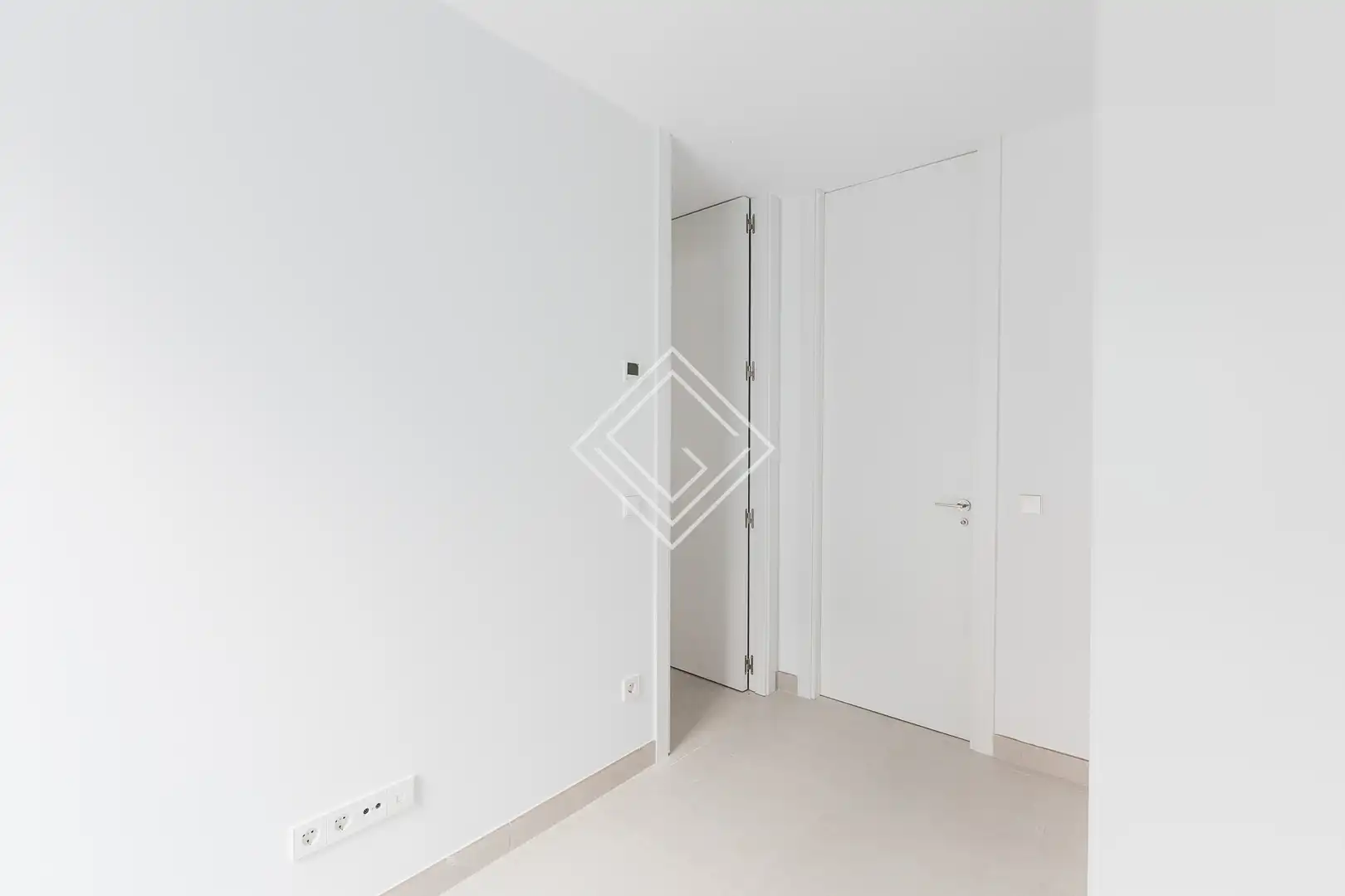 Dúplex en venta en Madrid con Aire acondicionado, Terraza y Trastero