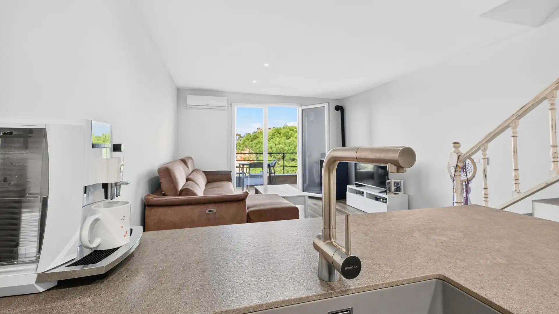 Sala de estar de Dúplex en venta en Begur con Aire acondicionado, Calefacción y Terraza