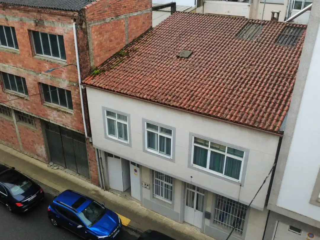 Außenansicht von Einfamilien-Reihenhaus zum Verkauf in Melide, A Coruña
