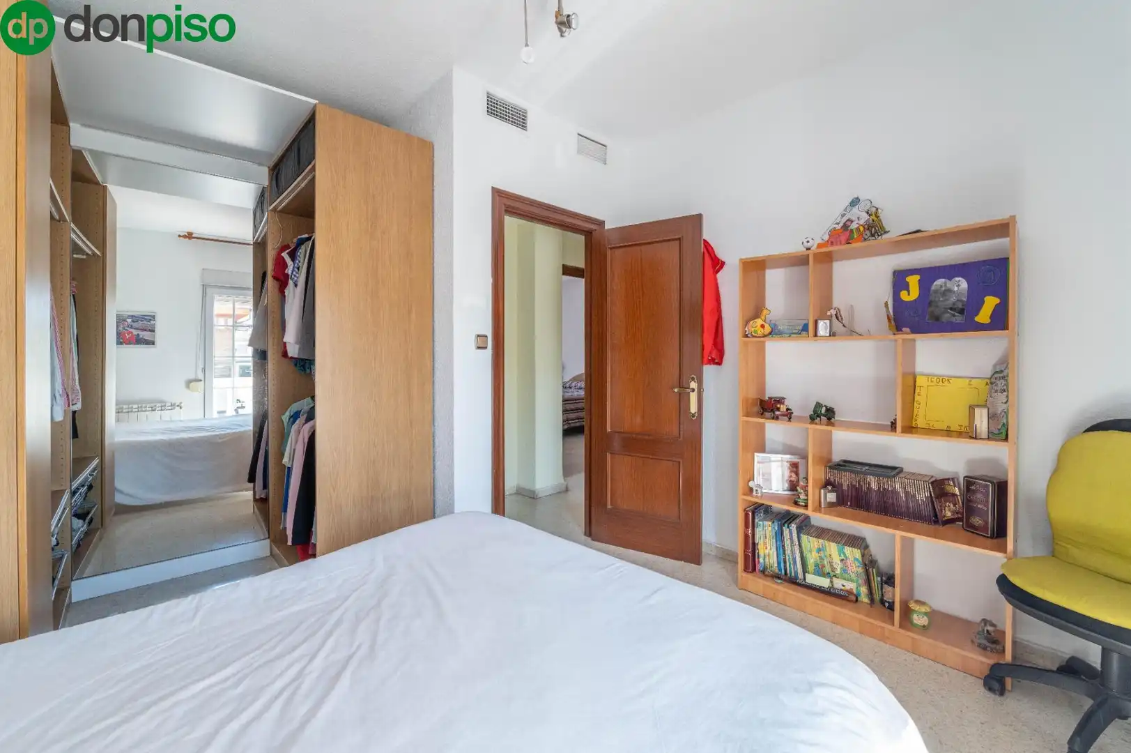 Houses for sale in Calle GERARDO DIEGO, 7, San Miguel
