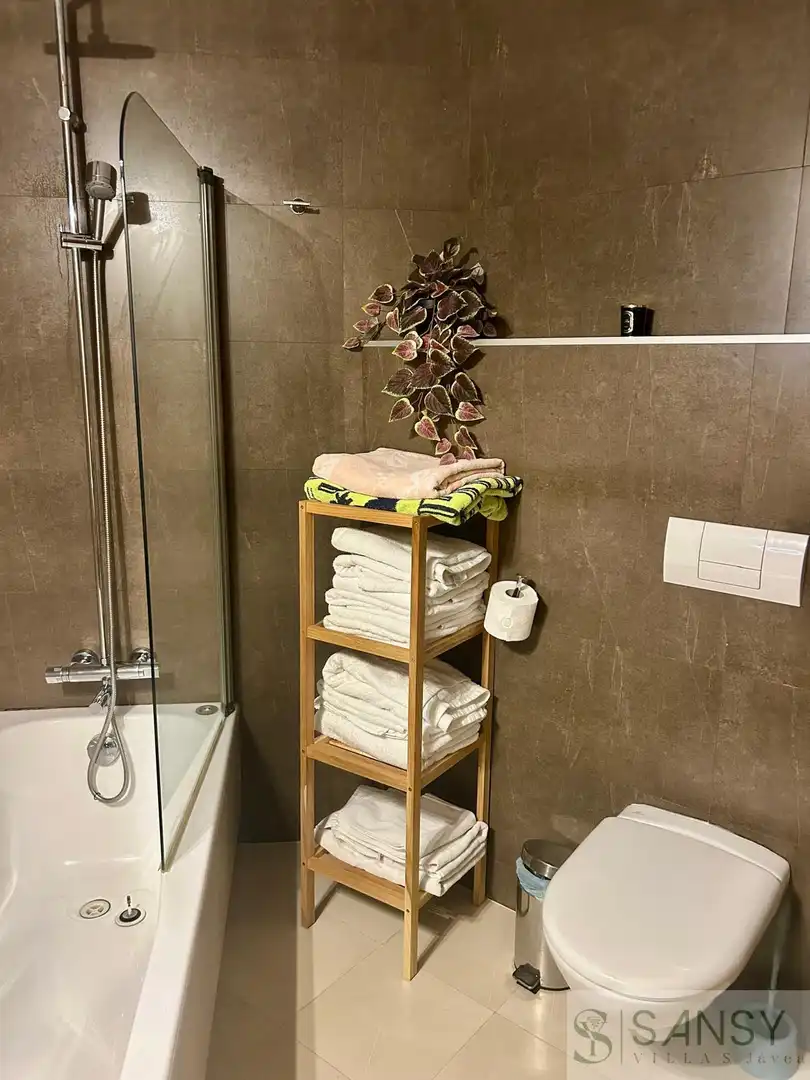 Bany de Apartament de lloguer en Jávea / Xàbia amb Aire condicionat, Calefacció i Terrassa