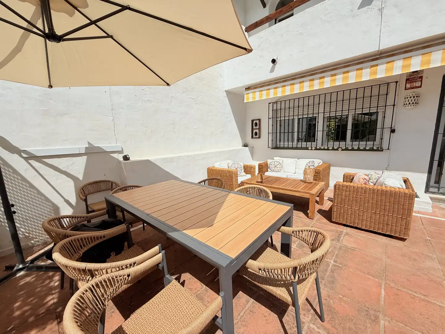 Terrassa de Casa adosada de lloguer en Marbella amb Aire condicionat, Terrassa i Piscina