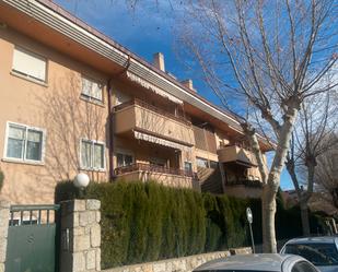 Exterior view of Flat to rent in El Escorial  with Heating, Parquet flooring and Terrace