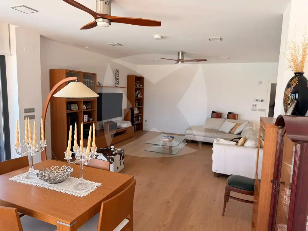 Sala de estar de Casa o chalet en venta en Badajoz con Aire acondicionado, Terraza y Piscina