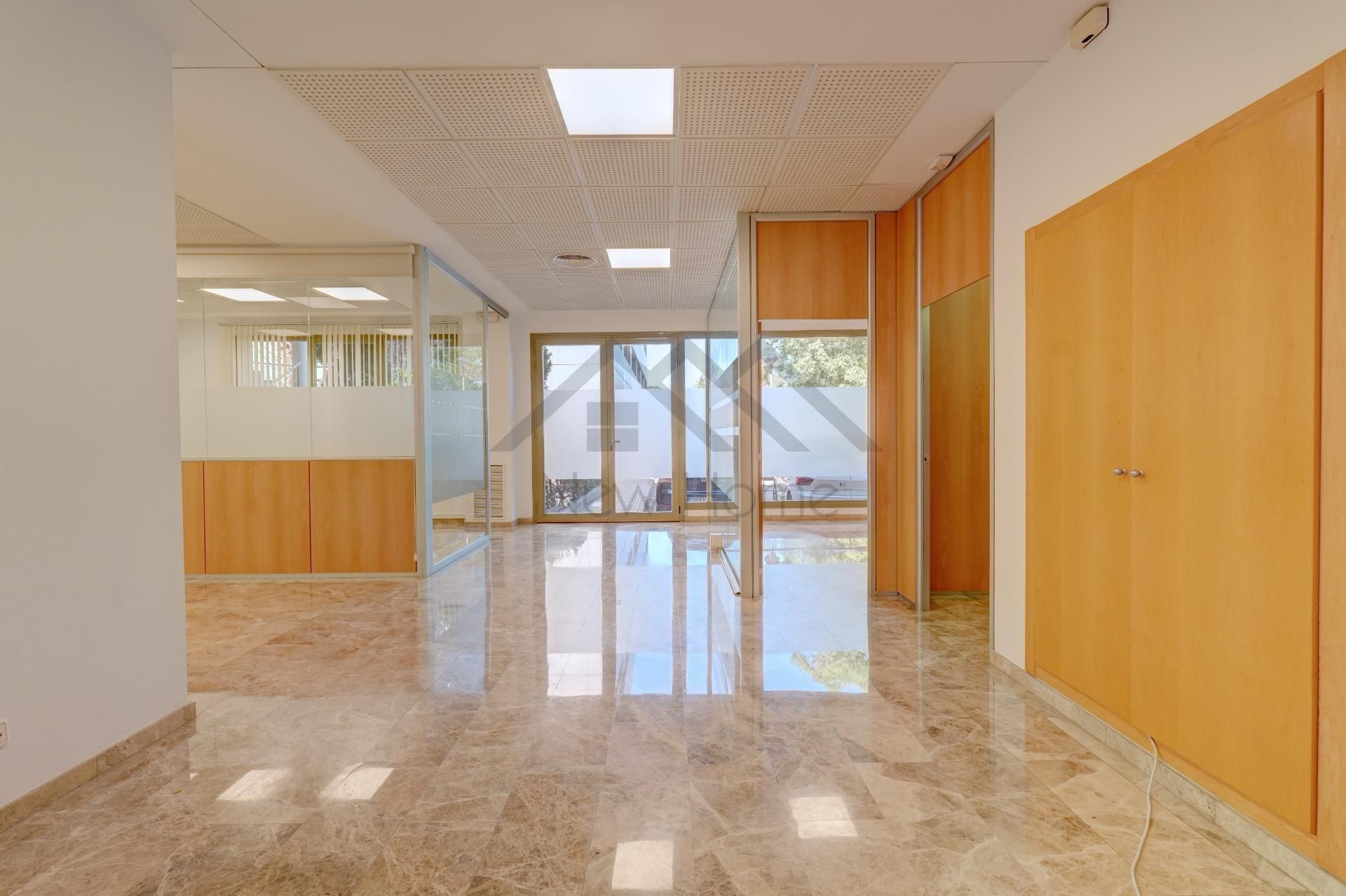 Oficina de lloguer en Paterna
