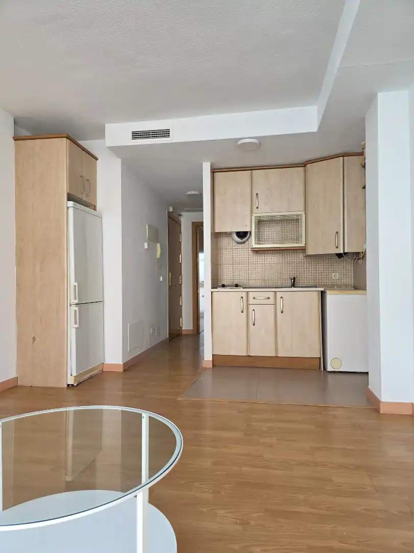 Cocina de Piso en venta en  Madrid Capital con Aire acondicionado, Calefacción y Jardín privado