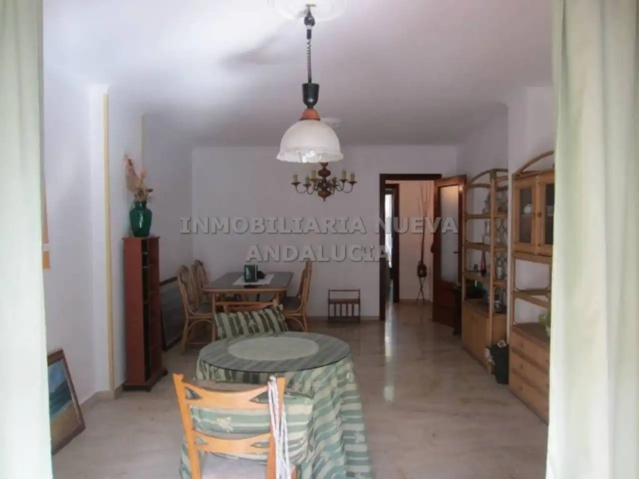 Sala d'estar de Pis de lloguer en Almería amb Terrassa i Moblat