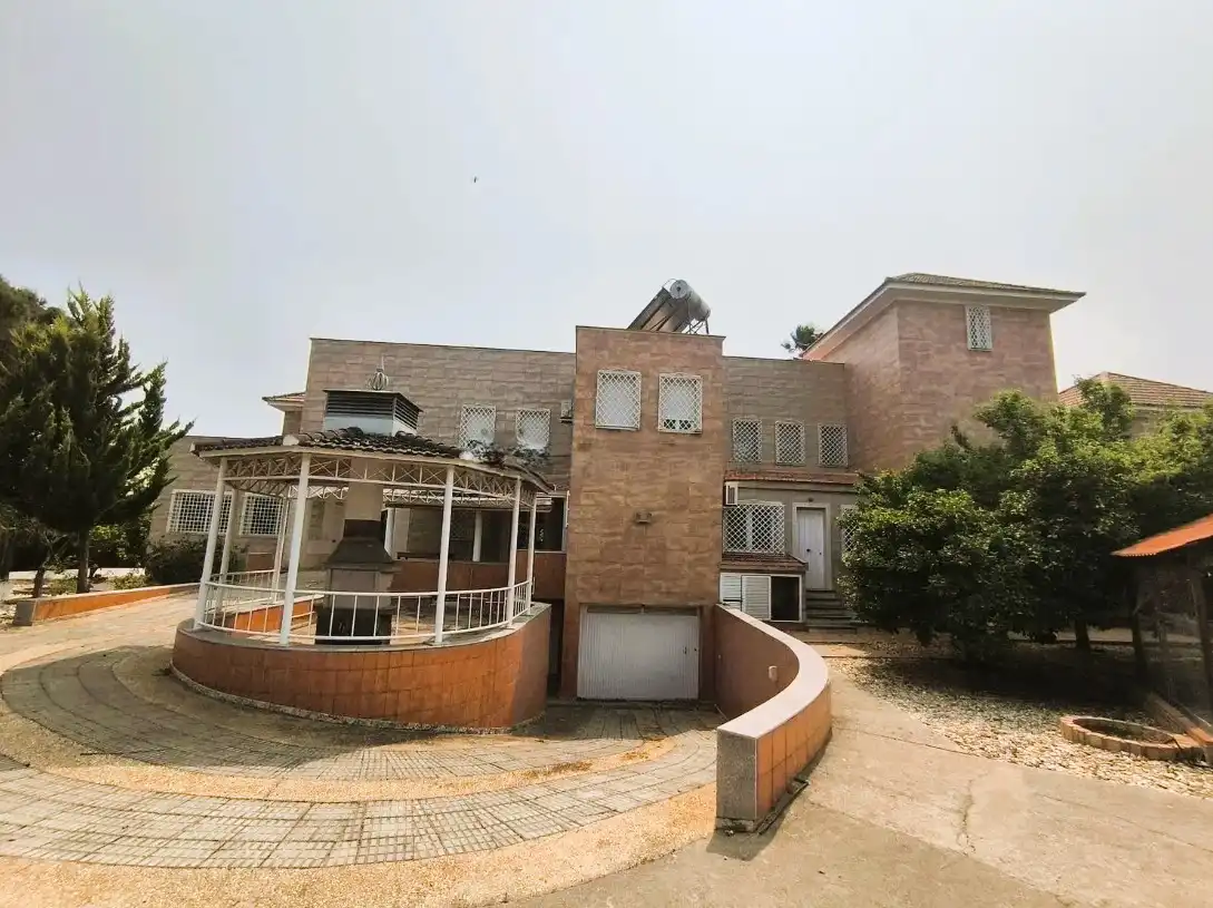 Chalet con terraza en venta en Dehesa - Monacilla, imagen 3