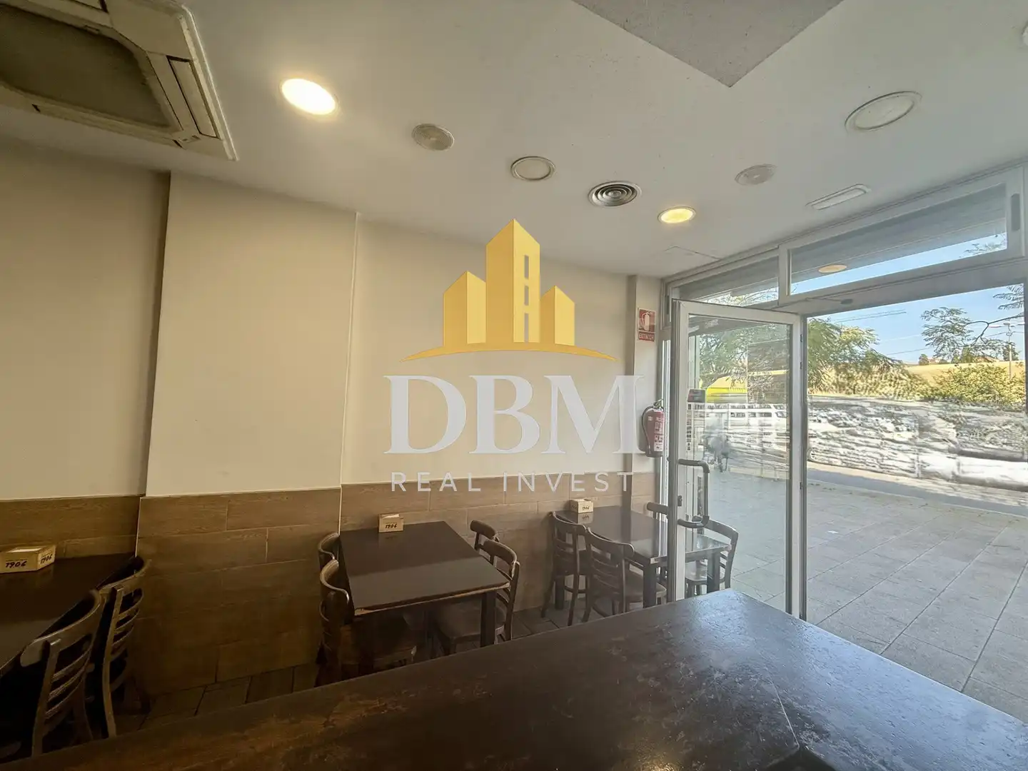 Business premises for transfer in Nou Barris, imagen 21