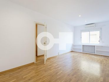 Apartment with lift for sale in Passeig Passeig Sant Gervasi