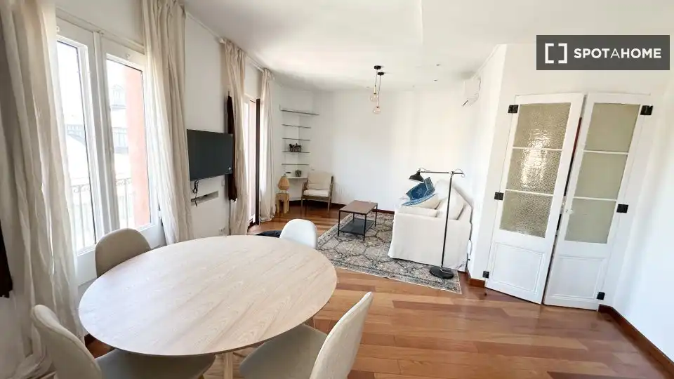 Flat with terrace to rent in Ciutat Vella, imagen 7