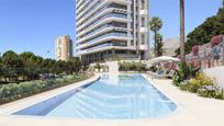 Swimming pool of Flat for sale in Benidorm  with Air Conditioner, Terrace and Swimming Pool