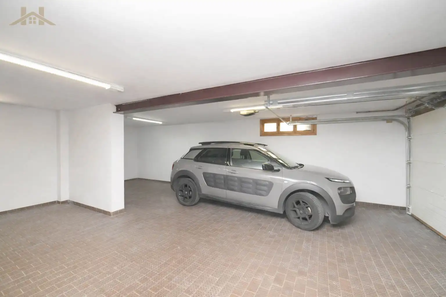 Parking de Casa o chalet en venta en Villaviciosa de Odón con Aire acondicionado, Calefacción y Jardín privado