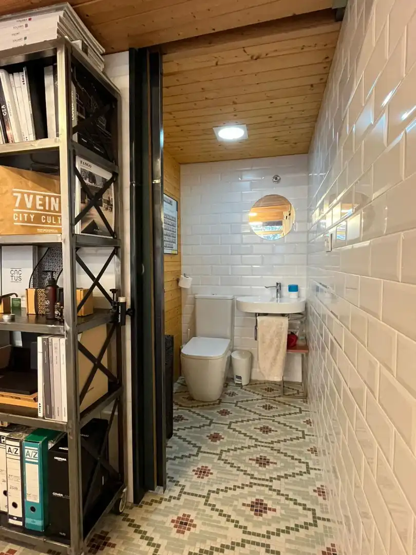 Baño de Local en venta en Les Alqueries / Alquerías del Niño Perdido con Aire acondicionado
