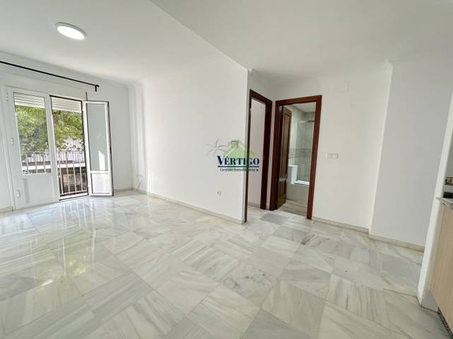 Piso en Alquiler en Pagés del Corro, 76 en Triana Oeste