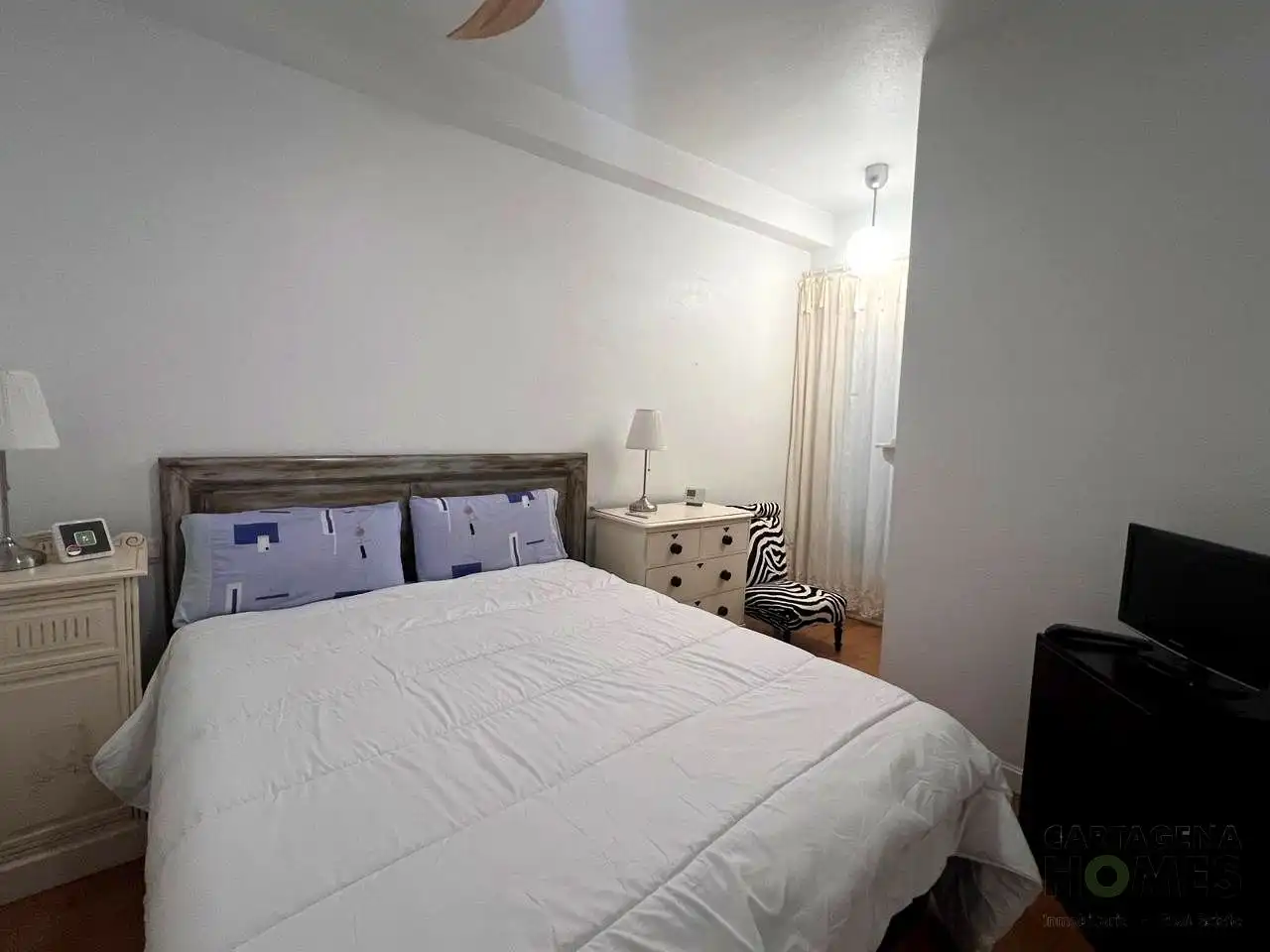 Habitación de Piso de alquiler en Cartagena con Calefacción, Parquet y Amueblado
