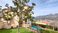 Vista exterior de Casa o xalet en venda en Collbató amb Aire condicionat, Terrassa i Piscina