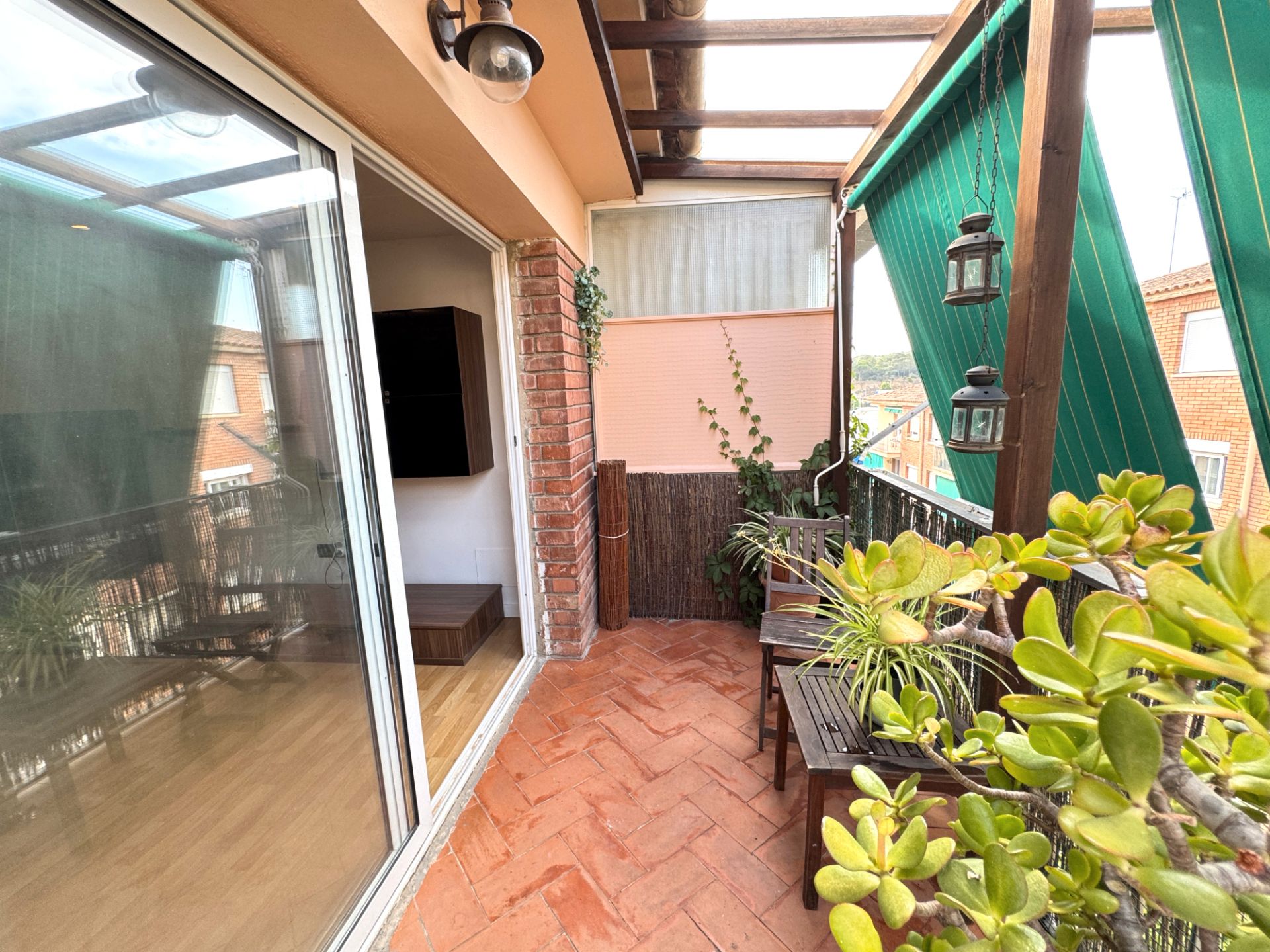 Flat for sale in Carrer de Mas Palou, Mont Ferrant - Joan Carles I