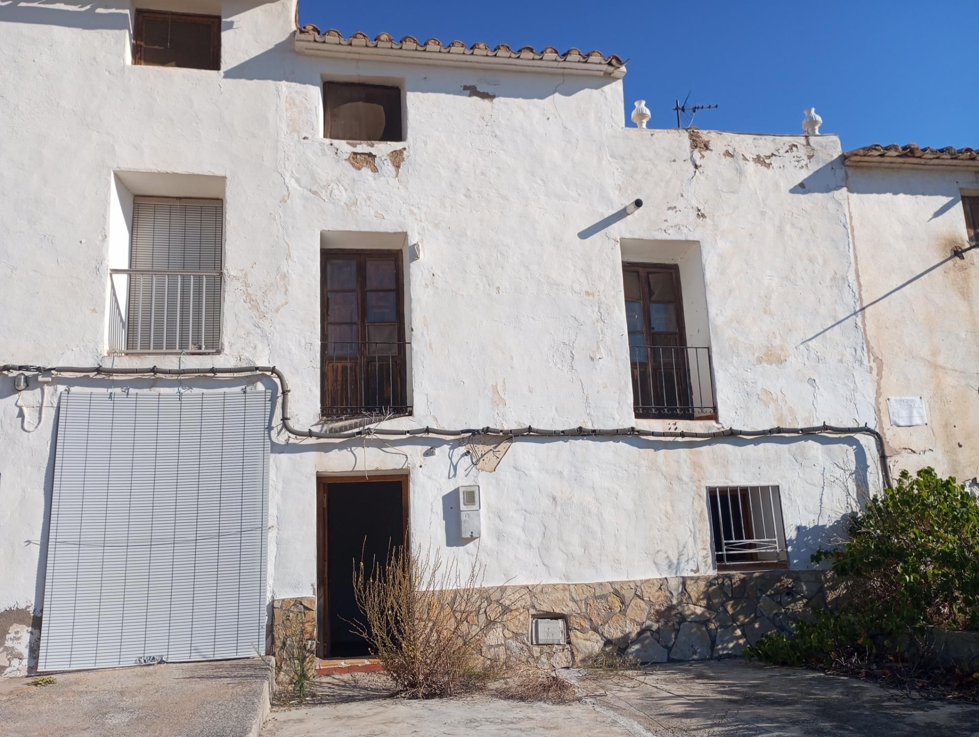 Exterior view of Country house for sale in L'Alcora  with Terrace