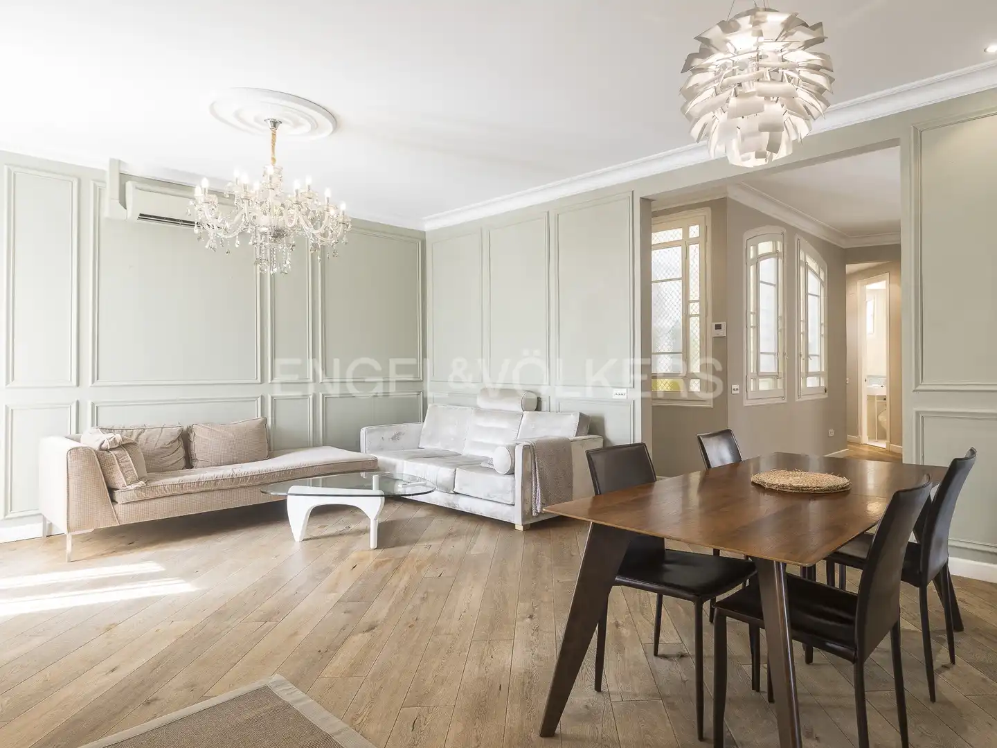 Wohnzimmer von Dachboden zur Miete in Barcelona mit Klimaanlage, Heizung und Parkett