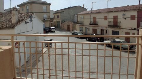 Foto 3 de Casa adosada en venda a Calle Libertad, 150, Requena, Valencia