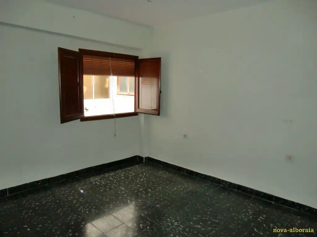 Habitación de Piso en venta en Alboraya con Balcón