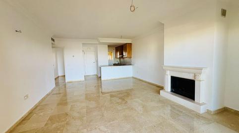 Foto 5 de Piso en venta en La Concha - Resina Golf, Estepona