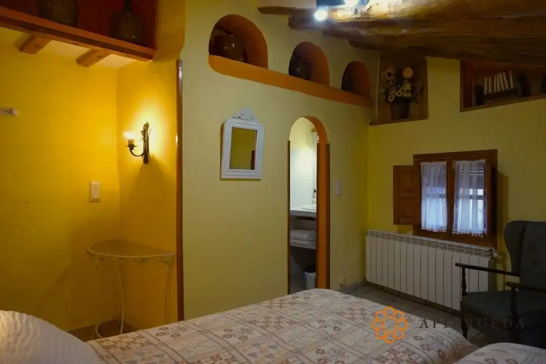 Houses for sale in Bijuesca  with Heating and Furnished
