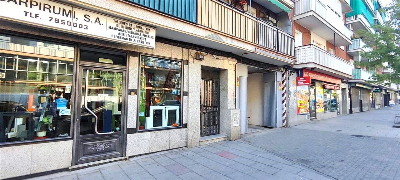 Flat for sale in Alberto Palacios, Villaverde Alto