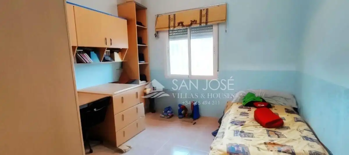 Dormitori de Casa o xalet en venda en Monóvar  / Monòver amb Calefacció, Traster i Piscina