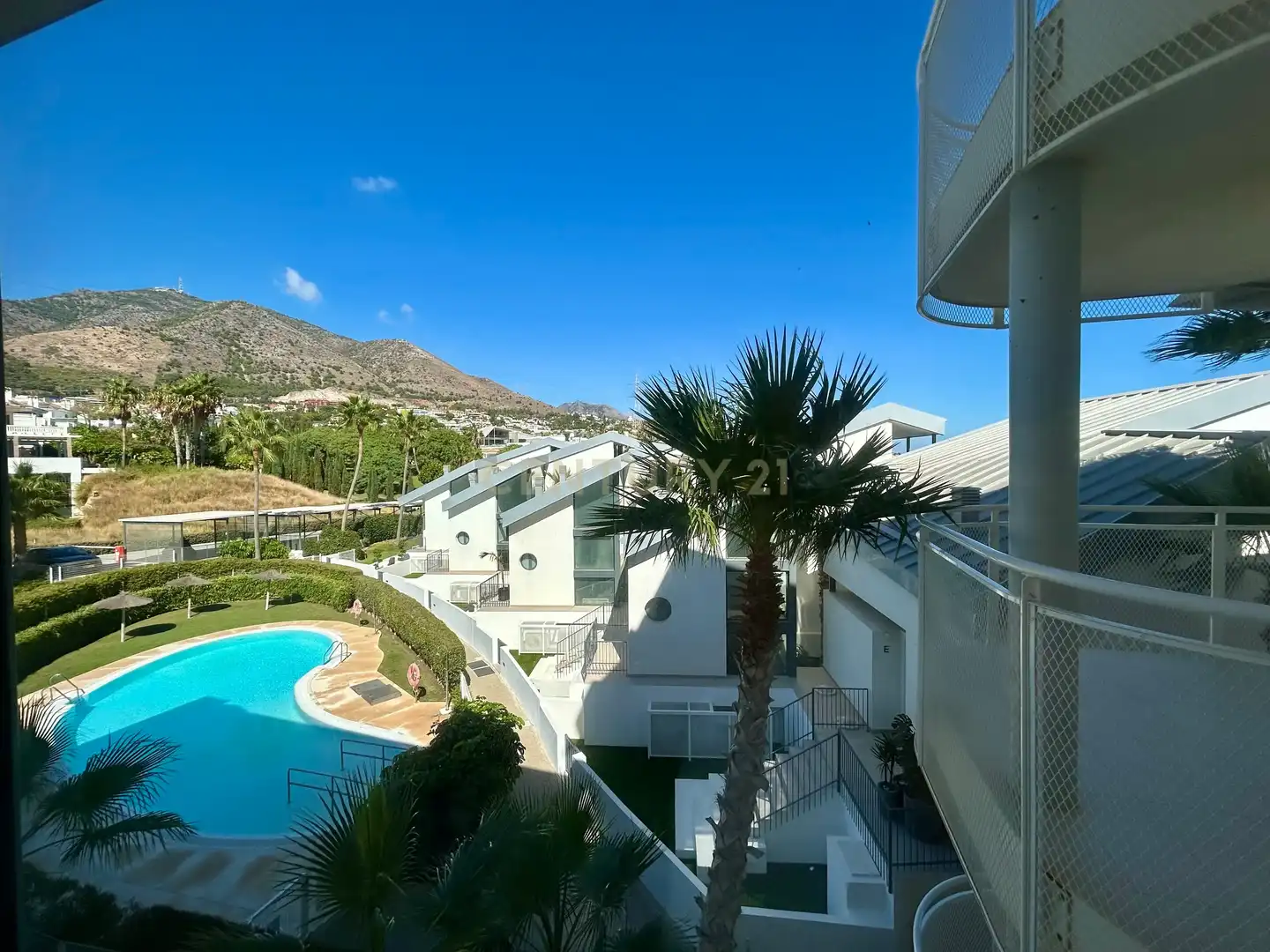 Wohnung mit Terrasse zum Verkauf in Avenida del Higuerón, 80, Fuengirola, Spain, imagen 2