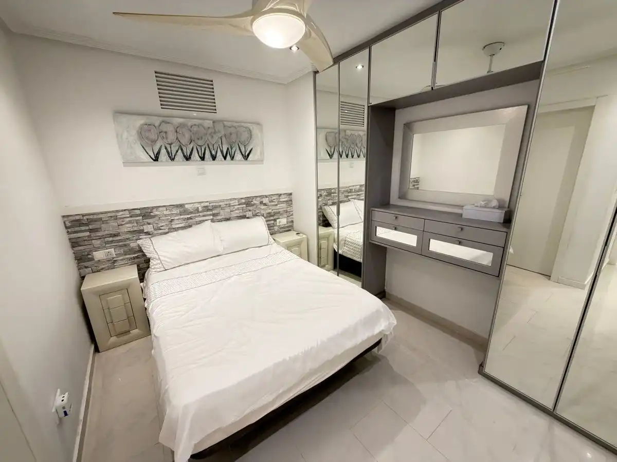 Bedroom of Houses for sale in Orihuela
